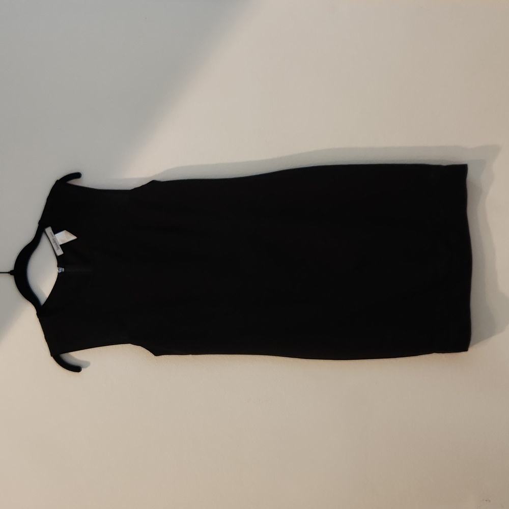 Laundry by Design black sheath dress. R16